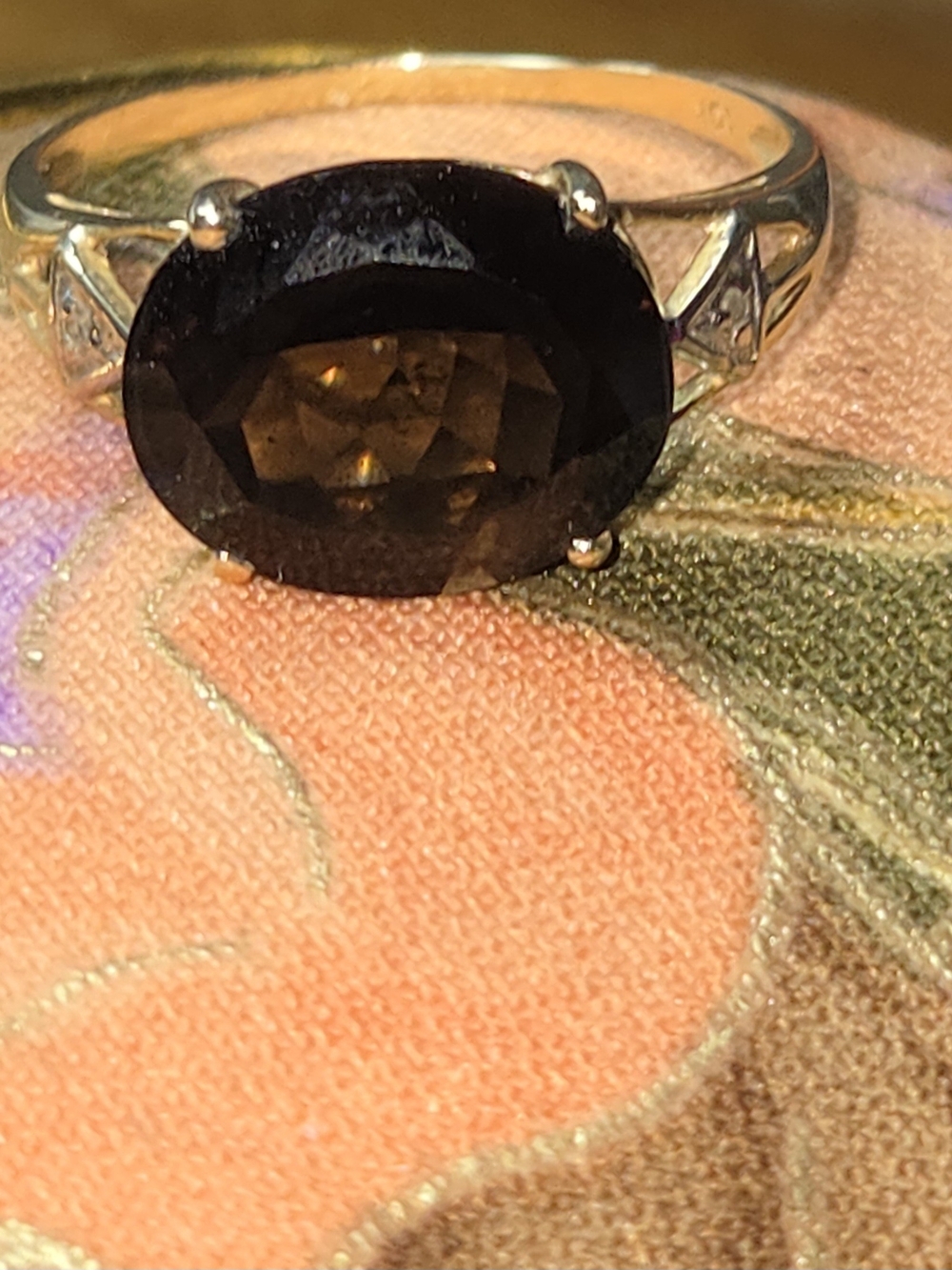 10kt Transparent Smoky Quartz Oval & Diamond Ring